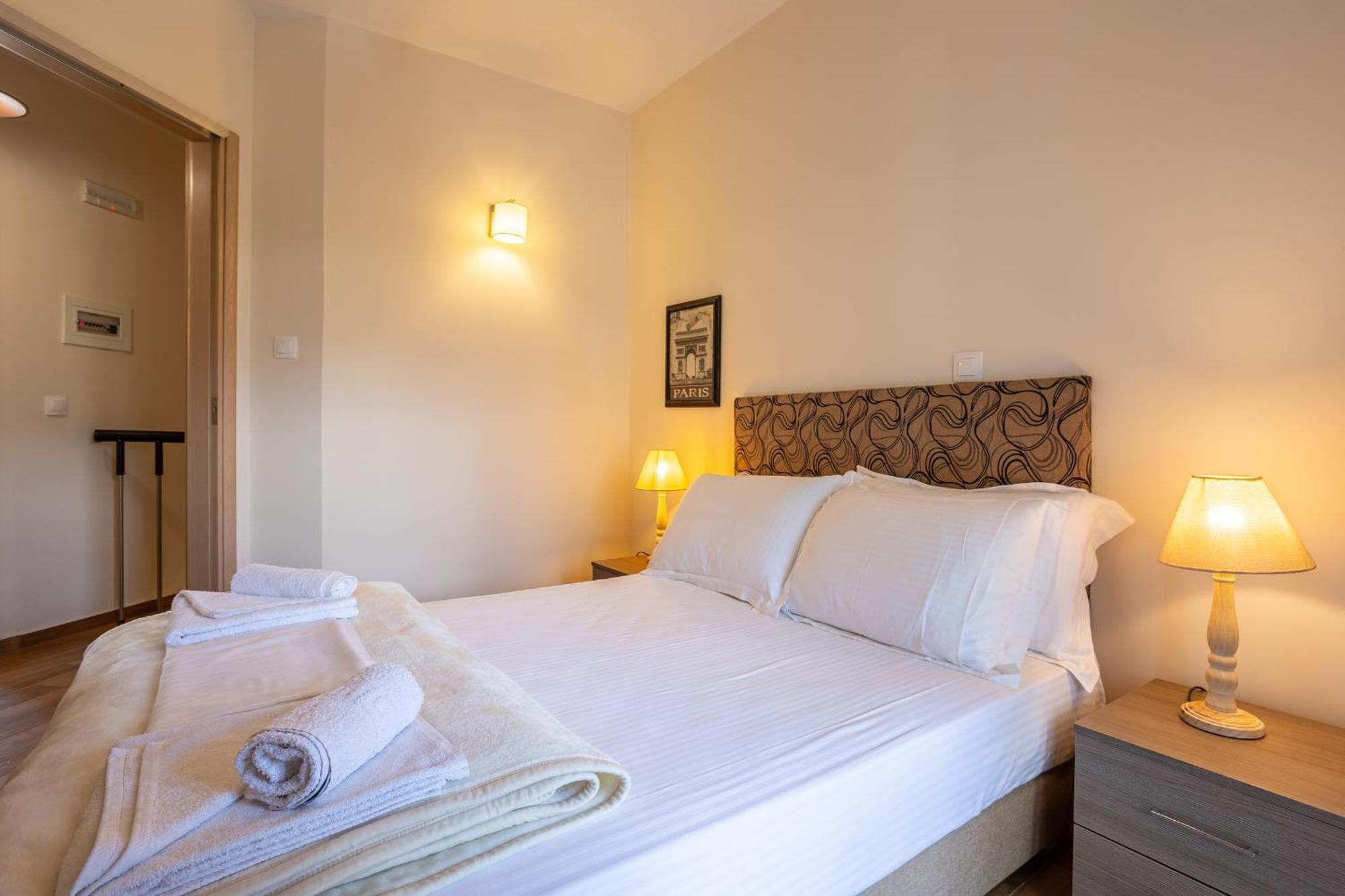 Avia Blue Maisonettes - Messinia Gulf Retreat 외부 사진