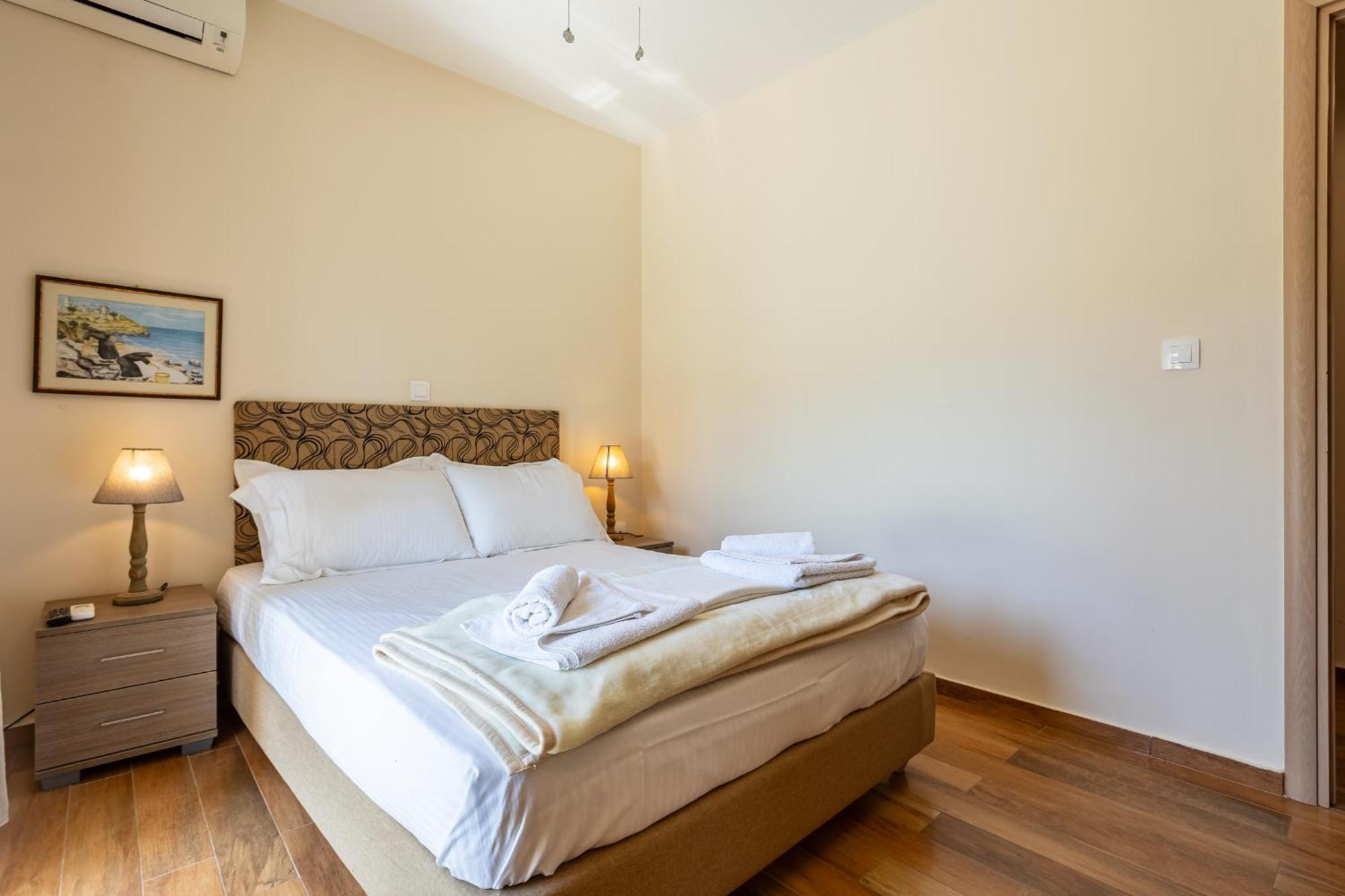 Avia Blue Maisonettes - Messinia Gulf Retreat 외부 사진